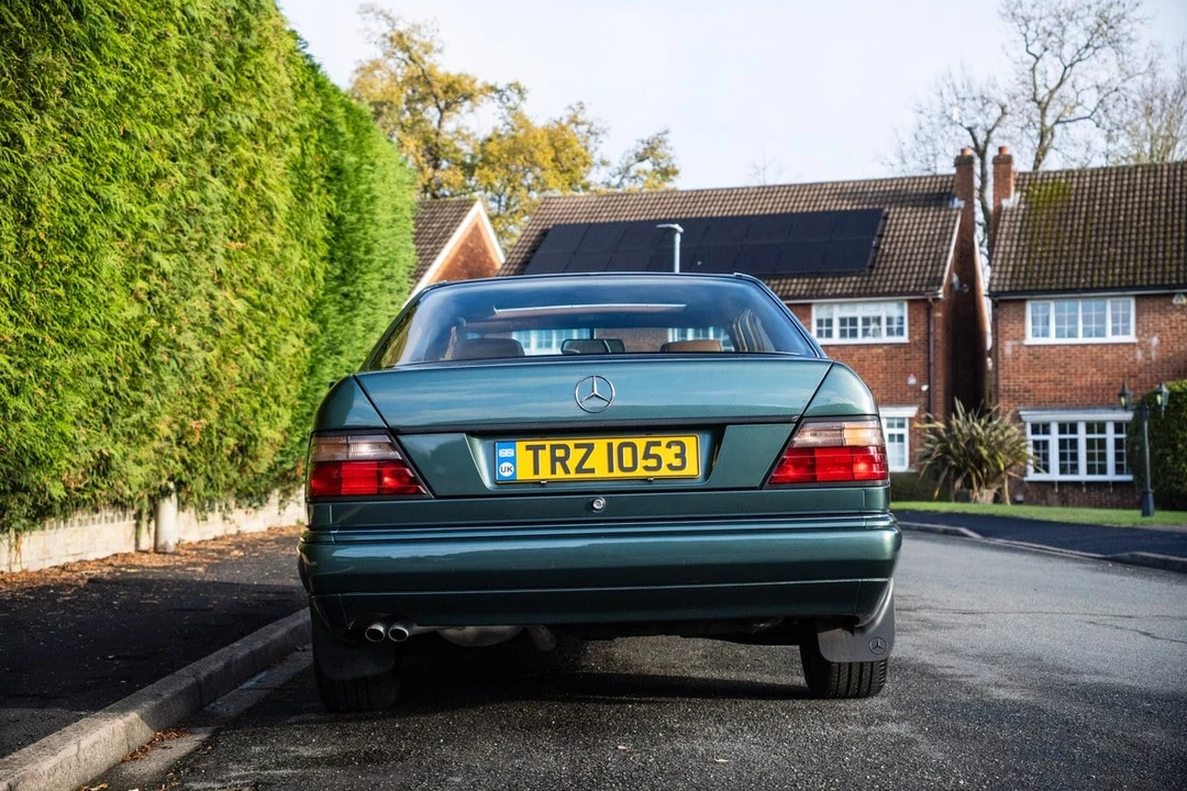 1994 Mercedes-Benz W124 E-Class - Image 8 of 30