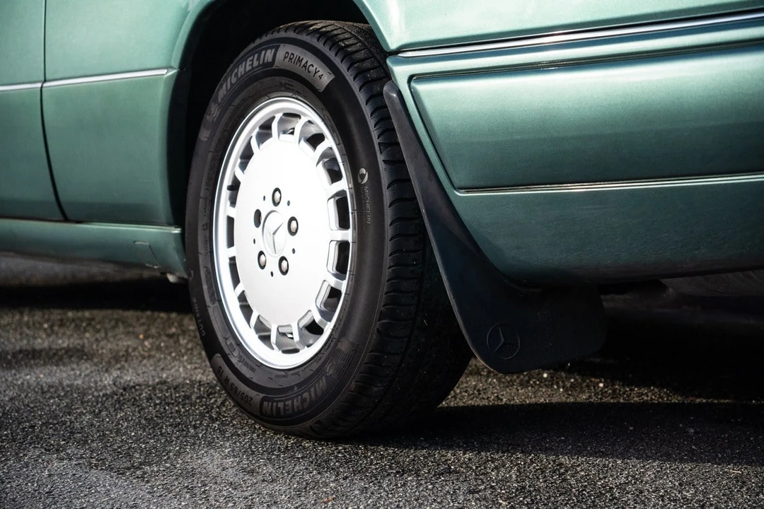 1994 Mercedes-Benz W124 E-Class - Image 20 of 30