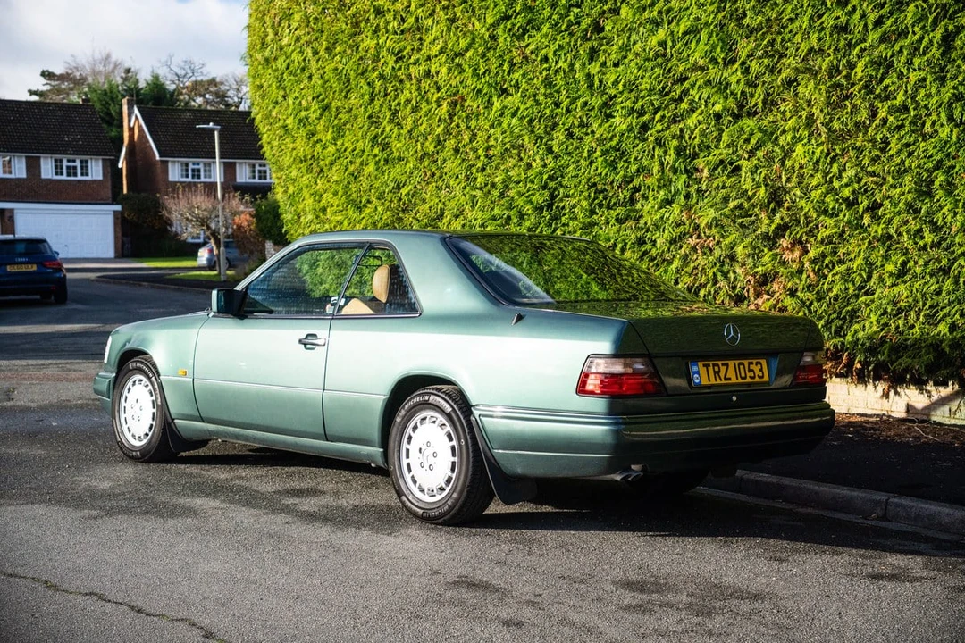 1994 Mercedes-Benz W124 E-Class - Image 15 of 30