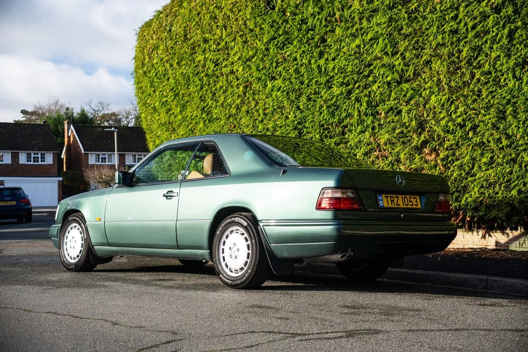 1994 Mercedes-Benz W124 E-Class - Image 16 of 30