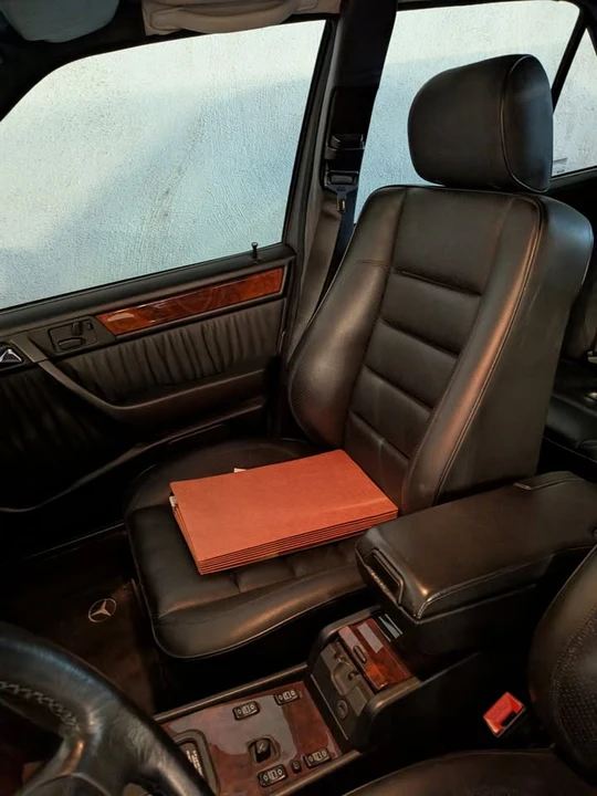 1994 Mercedes-Benz 500E & E500 - Image 10 of 13