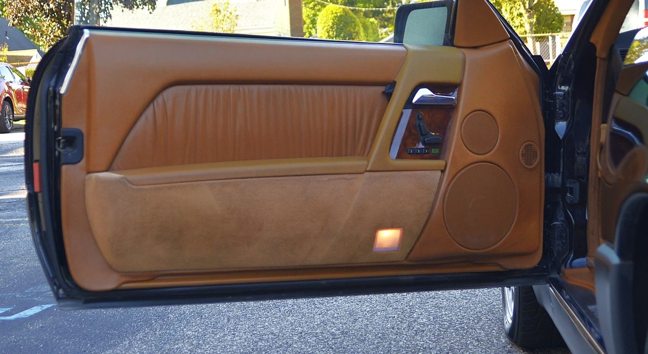 1994 Mercedes-Benz R129 SL-Class - Image 16 of 21