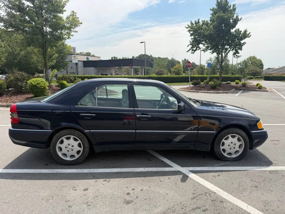 1994 Mercedes-Benz W202 C-Class - Image 7 of 14