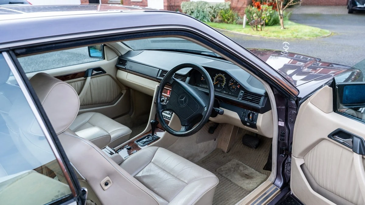 1994 Mercedes-Benz W124 E-Class - Image 13 of 30