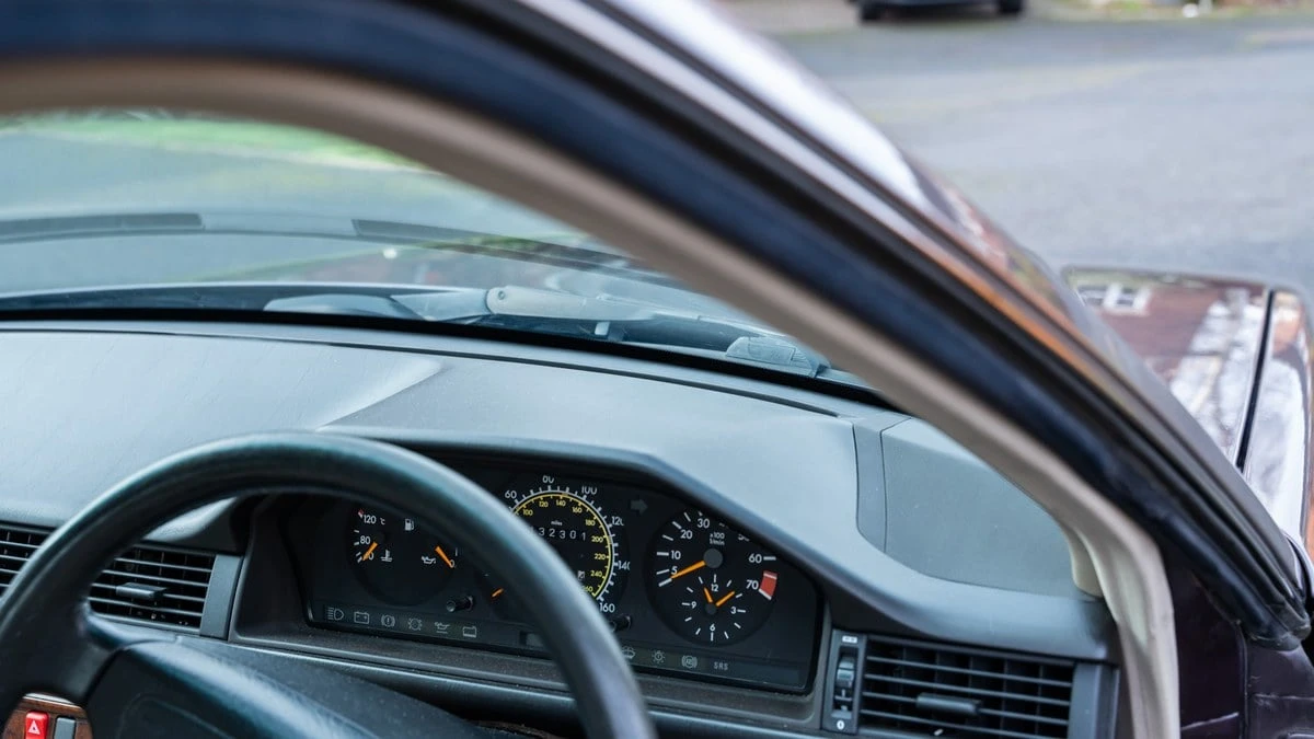 1994 Mercedes-Benz W124 E-Class - Image 20 of 30