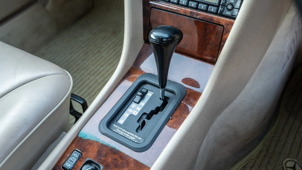 1994 Mercedes-Benz W124 E-Class - Image 26 of 30