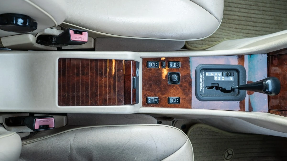 1994 Mercedes-Benz W124 E-Class - Image 29 of 30