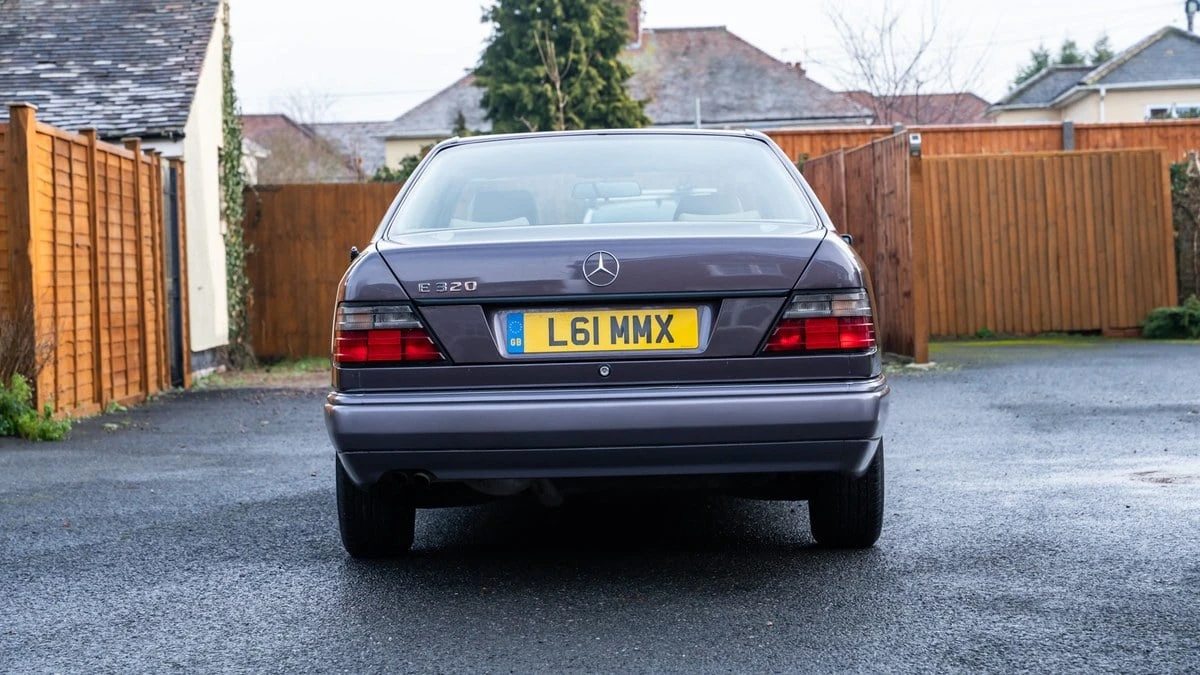 1994 Mercedes-Benz W124 E-Class - Image 6 of 30