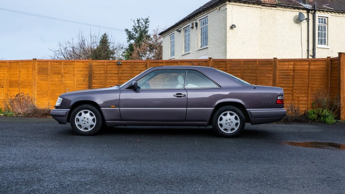 1994 Mercedes-Benz W124 E-Class - Image 8 of 30