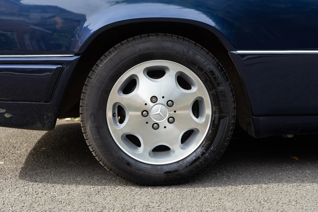 1994 Mercedes-Benz W124 E-Class - Image 20 of 30