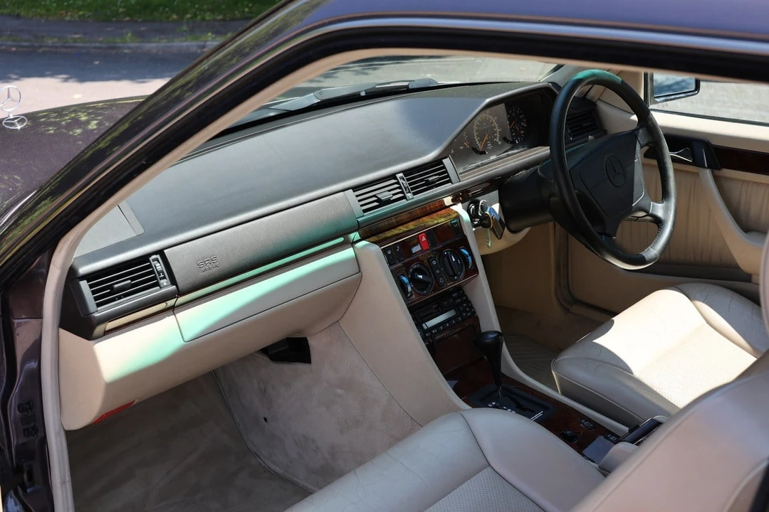 1994 Mercedes-Benz W124 E-Class - Image 26 of 30