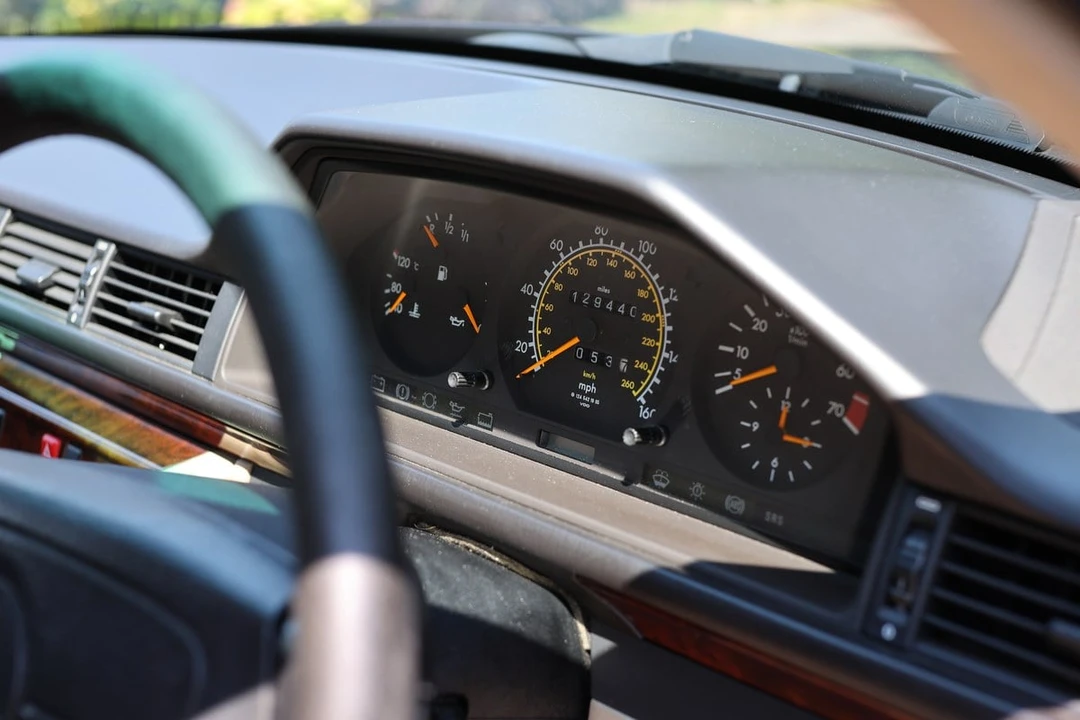 1994 Mercedes-Benz W124 E-Class - Image 21 of 30