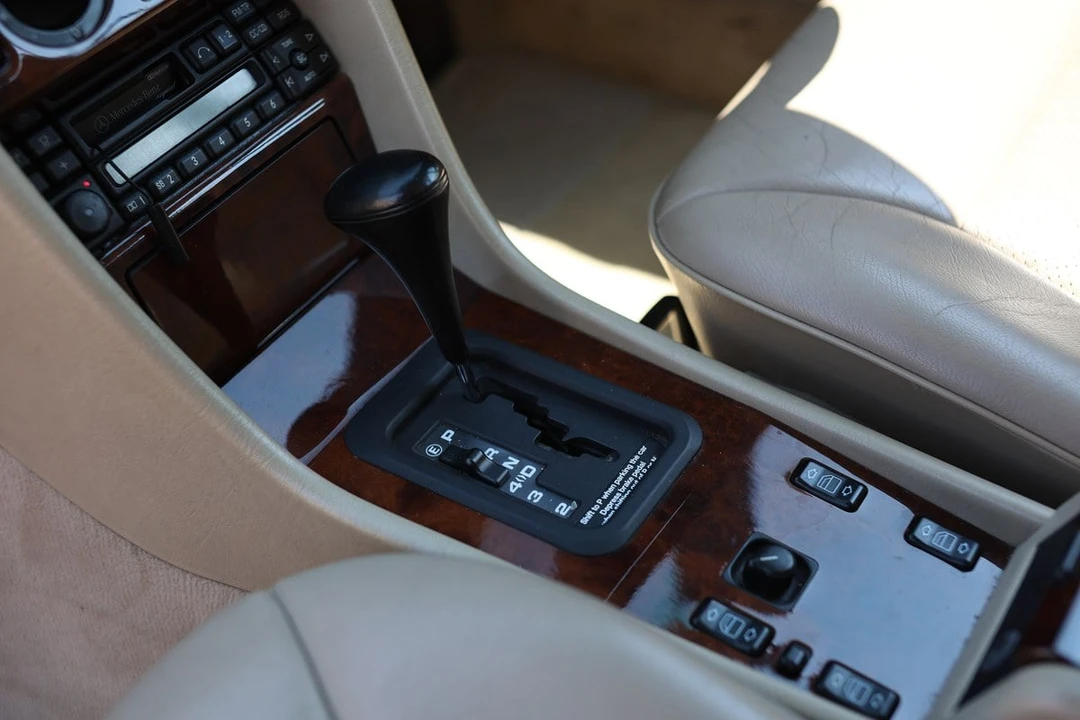 1994 Mercedes-Benz W124 E-Class - Image 27 of 30