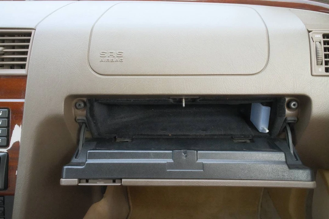 1994 Mercedes-Benz W202 C-Class - Image 15 of 21
