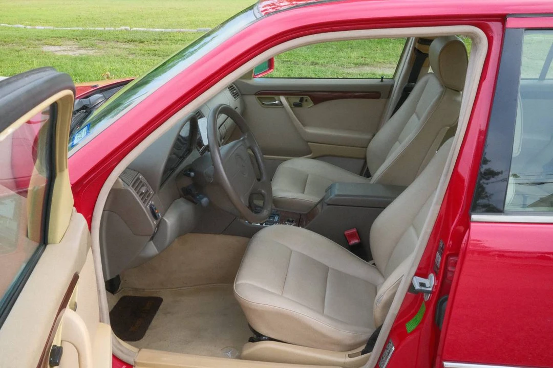 1994 Mercedes-Benz W202 C-Class - Image 6 of 17