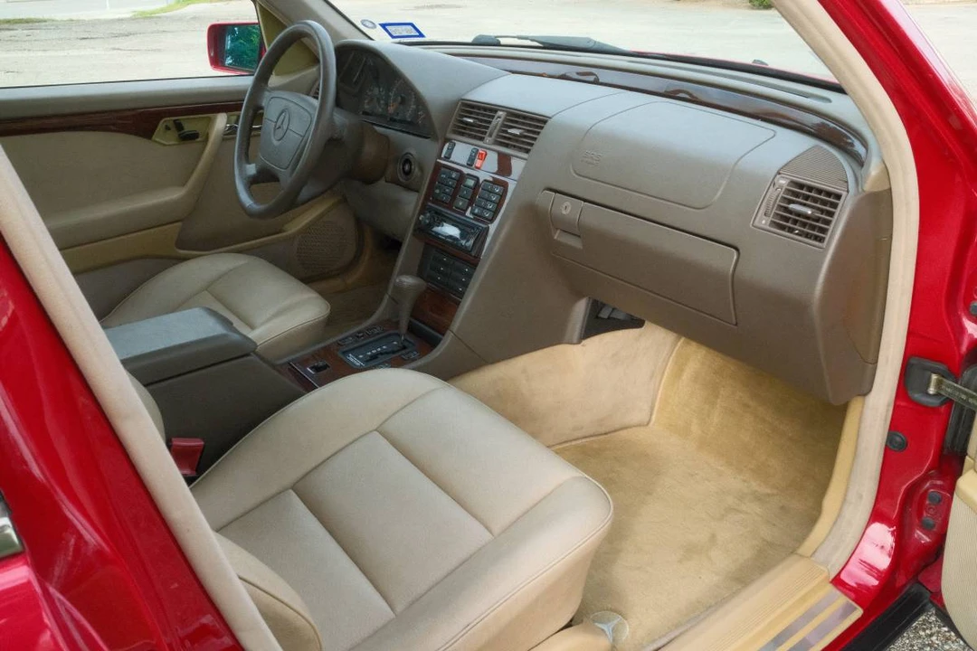 1994 Mercedes-Benz W202 C-Class - Image 7 of 17
