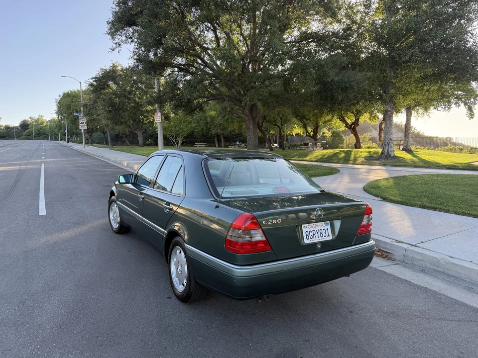 1994 Mercedes-Benz W202 C-Class - Image 8 of 31