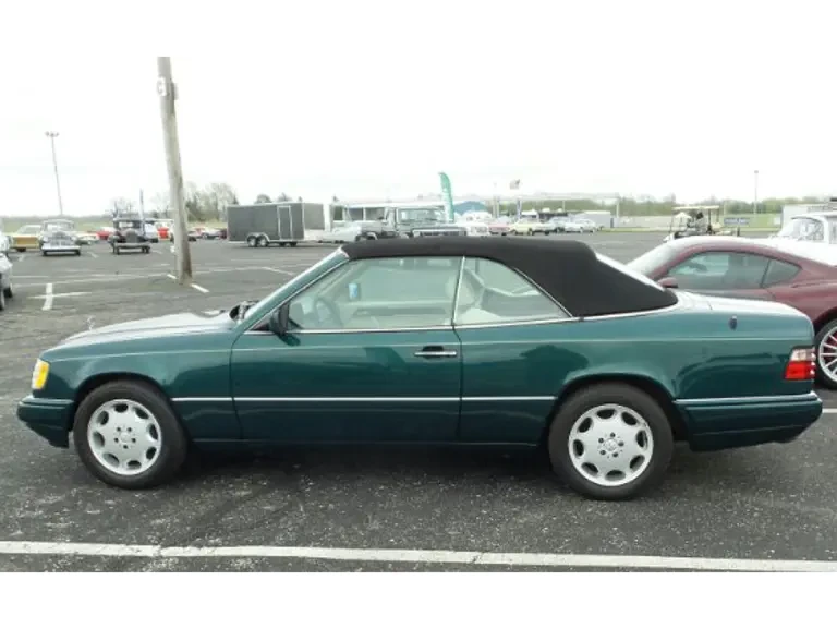 1994 Mercedes-Benz W124 E-Class - Image 2 of 2