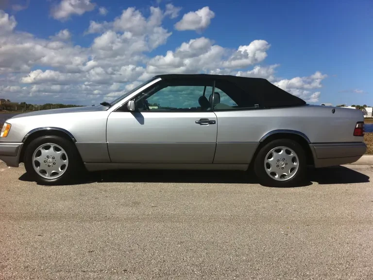 1994 Mercedes-Benz W124 E-Class - Image 2 of 2