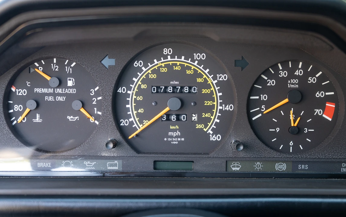 1994 Mercedes-Benz W124 E-Class - Image 15 of 21