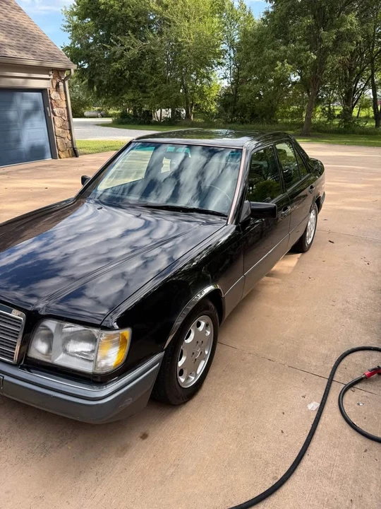 1994 Mercedes-Benz W124 E-Class - Image 3 of 14