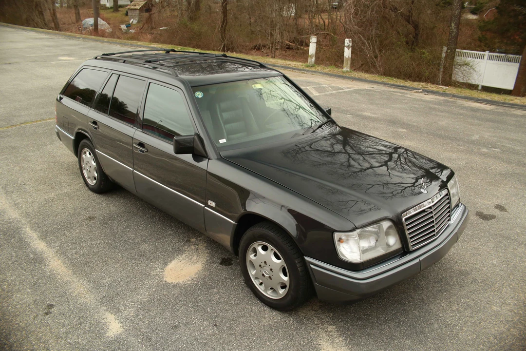 1994 Mercedes-Benz W124 E-Class - Image 13 of 31