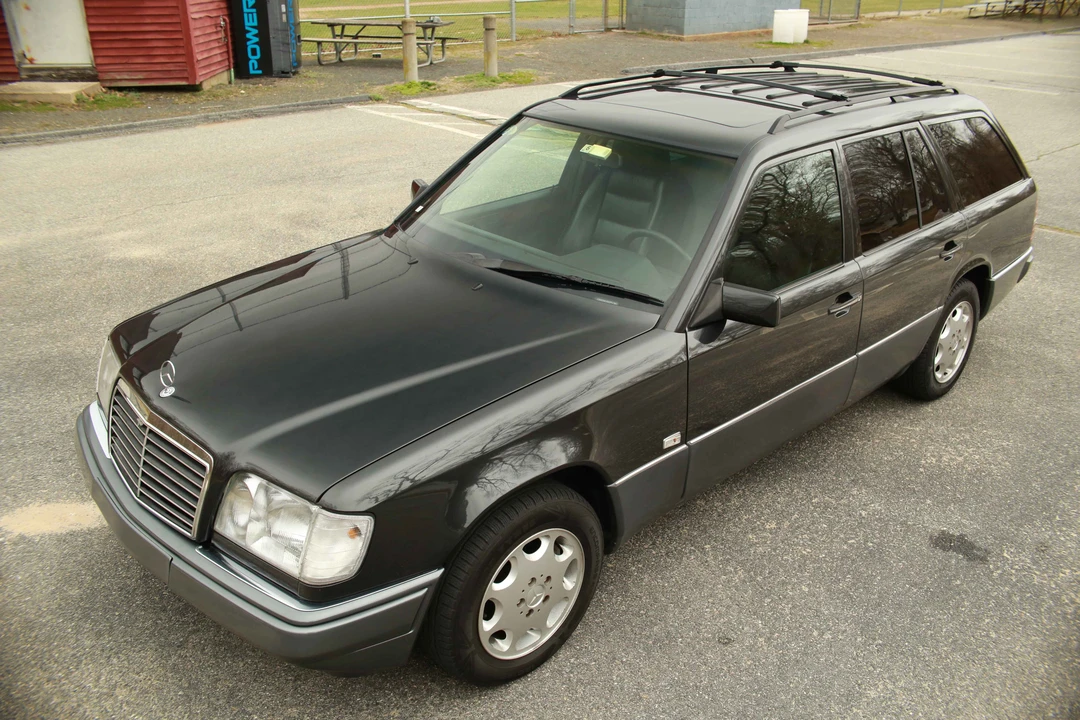1994 Mercedes-Benz W124 E-Class - Image 14 of 31