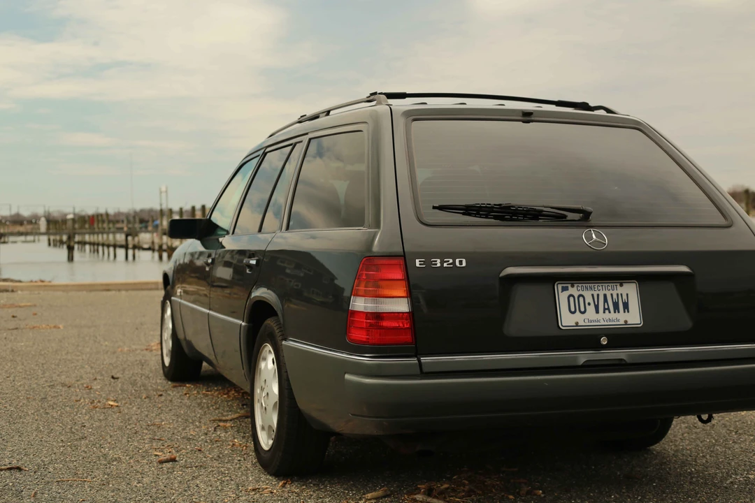 1994 Mercedes-Benz W124 E-Class - Image 26 of 31