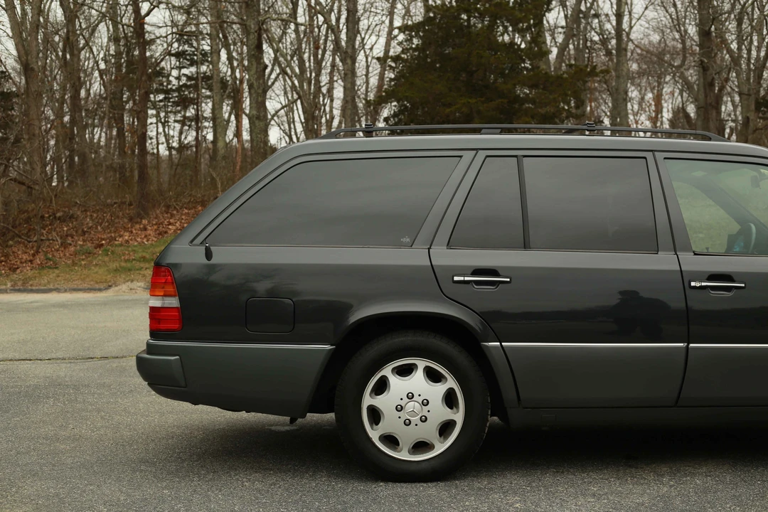 1994 Mercedes-Benz W124 E-Class - Image 31 of 31