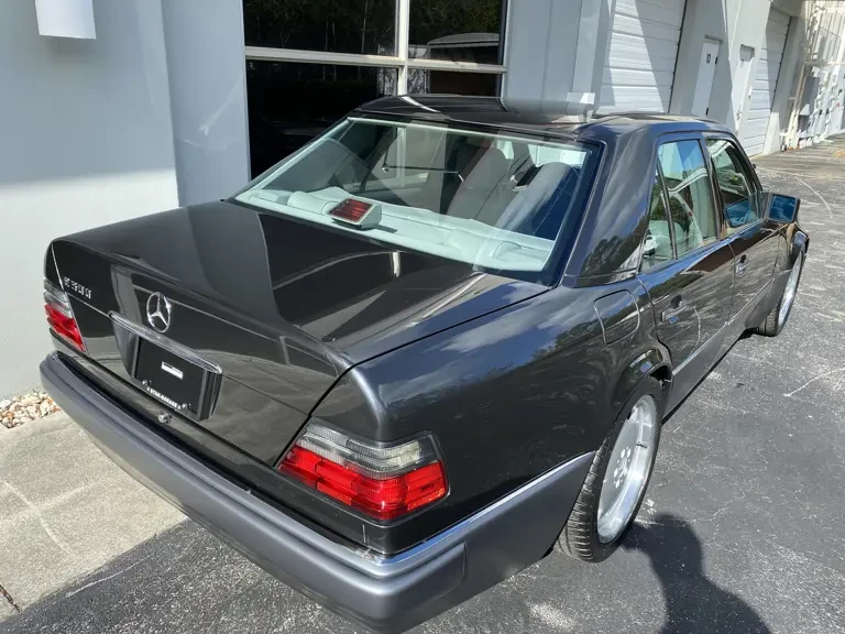 1994 Mercedes-Benz 500E & E500 - Image 15 of 31