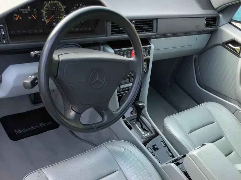 1994 Mercedes-Benz 500E & E500 - Image 8 of 31