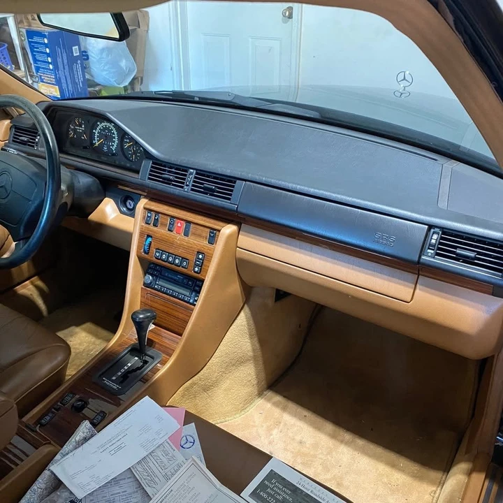 1994 Mercedes-Benz E-Class - Image 13 of 17