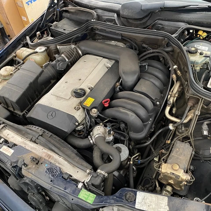 1994 Mercedes-Benz E-Class - Image 11 of 17