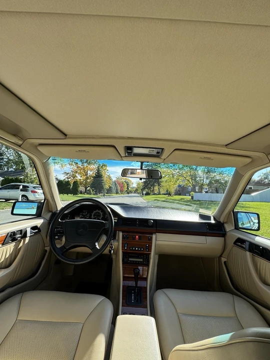 1994 Mercedes-Benz W124 E-Class - Image 13 of 20