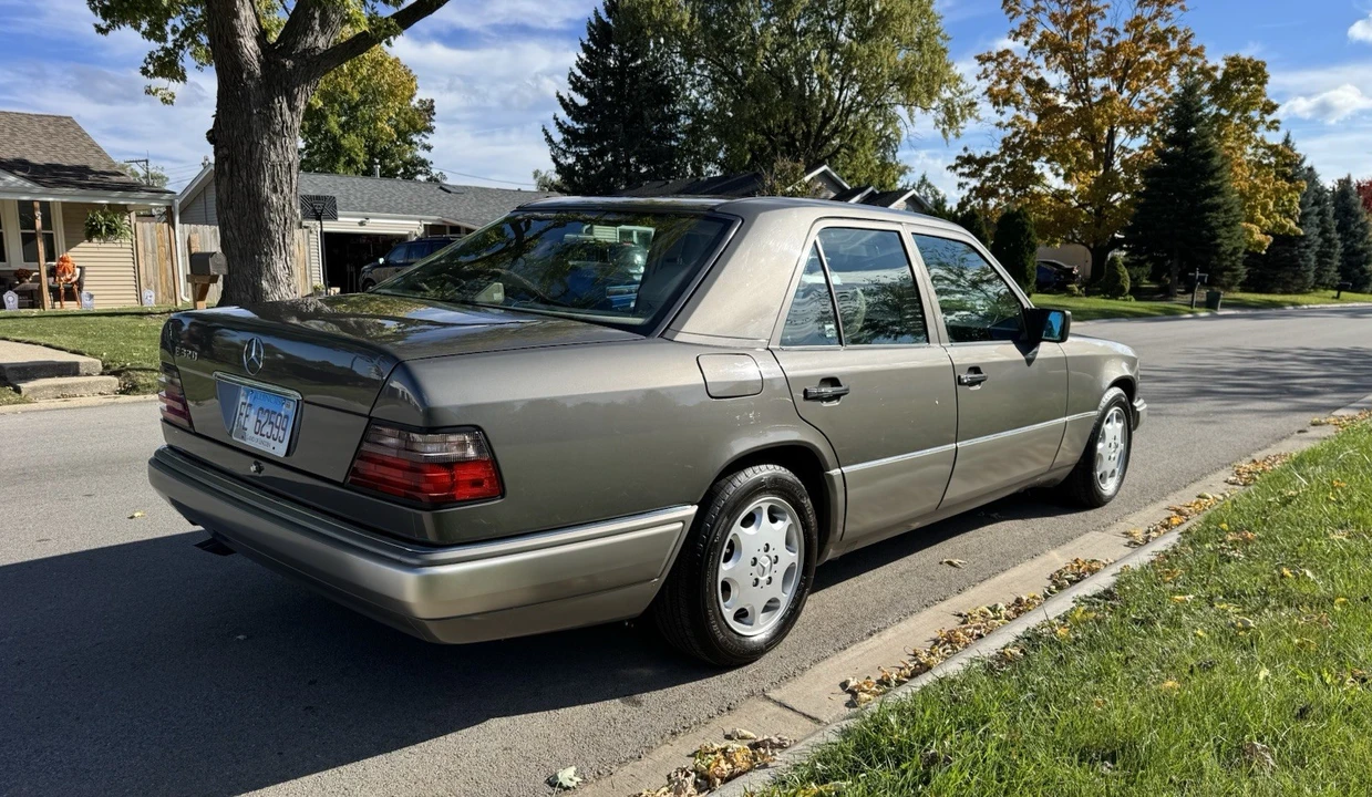 1994 Mercedes-Benz W124 E-Class - Image 7 of 20