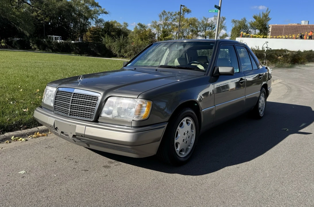 1994 Mercedes-Benz W124 E-Class - Image 3 of 20