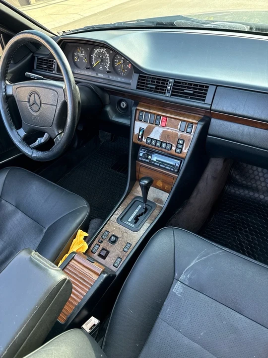 1994 Mercedes-Benz W124 E-Class - Image 20 of 21