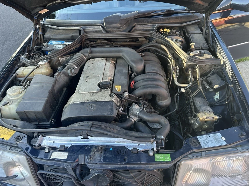 1994 Mercedes-Benz W124 E-Class - Image 23 of 24