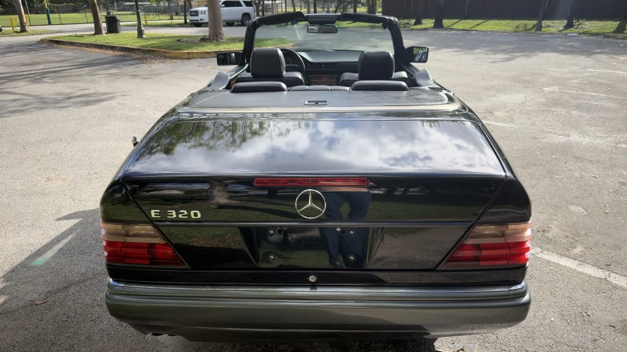 1994 Mercedes-Benz W124 E-Class - Image 4 of 21