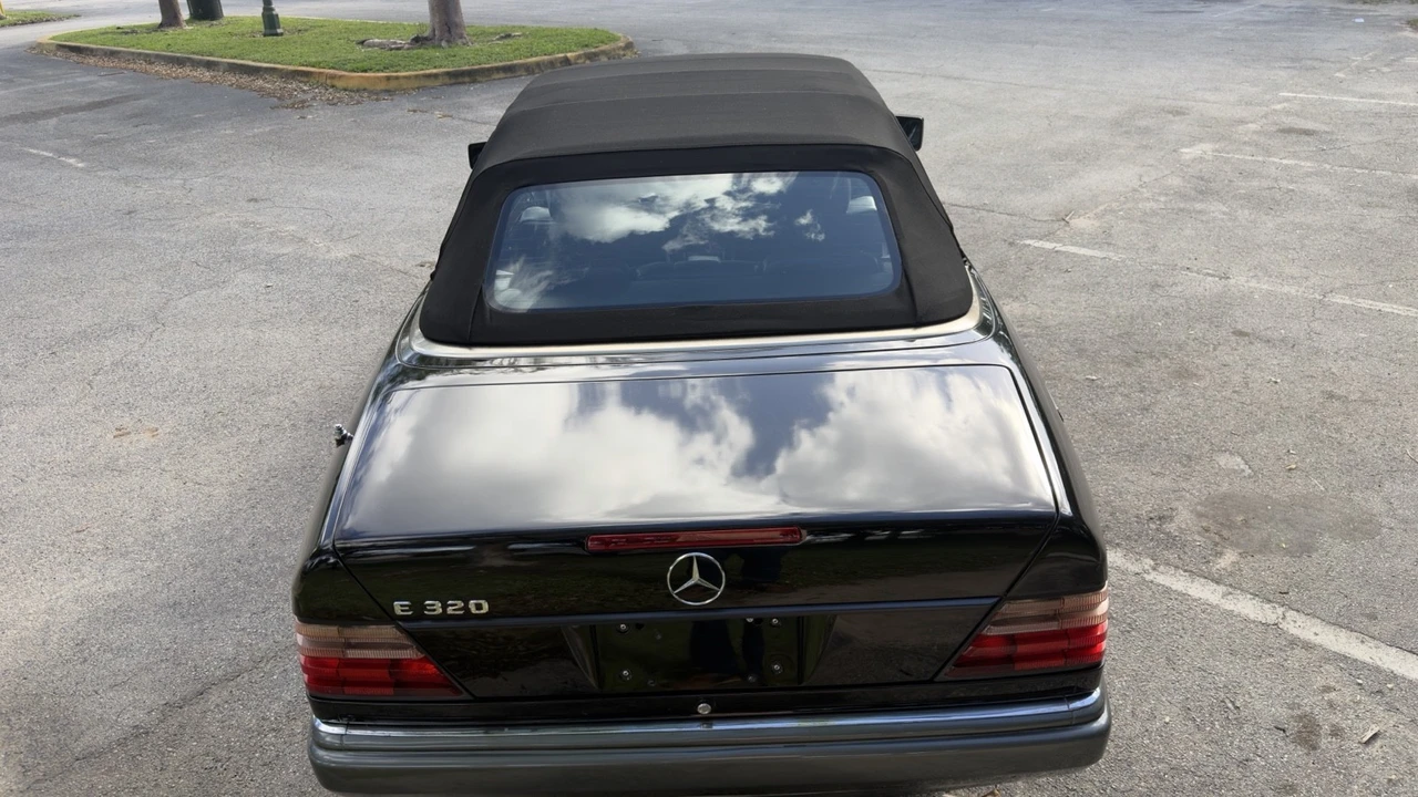 1994 Mercedes-Benz W124 E-Class - Image 12 of 21