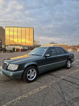 1994 Mercedes-Benz E-Class E 320 Sedan 4D