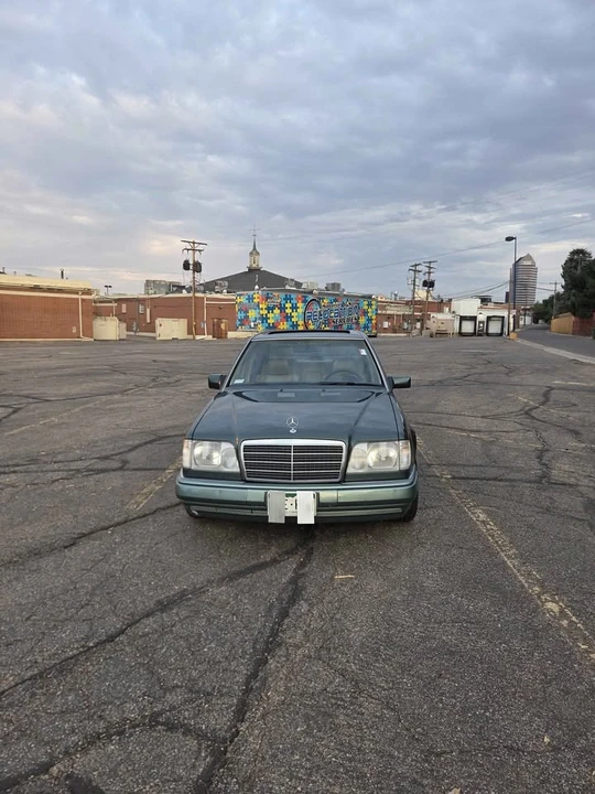 1994 Mercedes-Benz W124 E-Class - Image 2 of 15