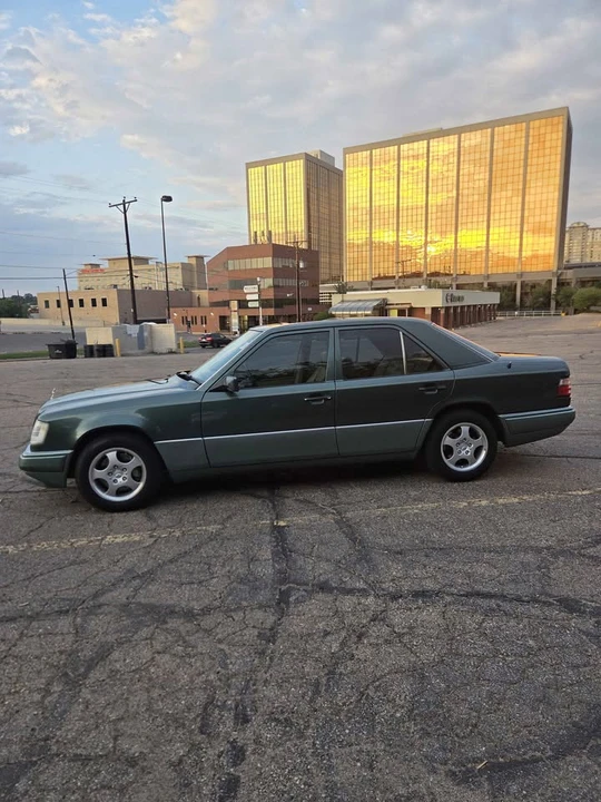 1994 Mercedes-Benz W124 E-Class - Image 4 of 15