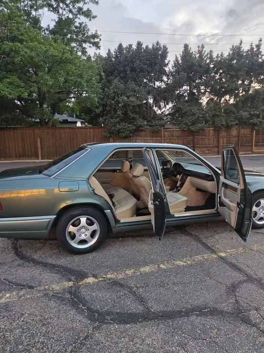 1994 Mercedes-Benz W124 E-Class - Image 9 of 15
