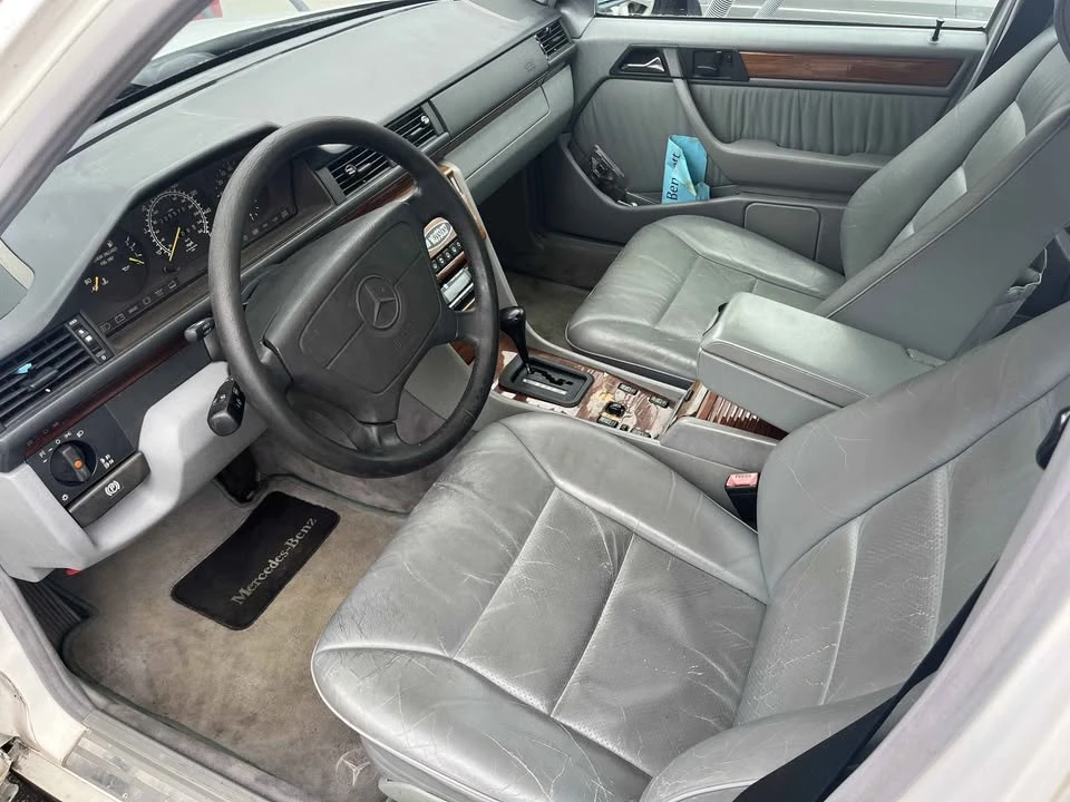 1994 Mercedes-Benz W124 E-Class - Image 3 of 6