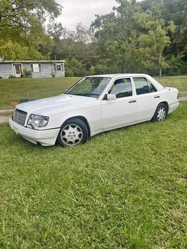 1994 Mercedes-Benz E-Class E 320 Sedan 4D