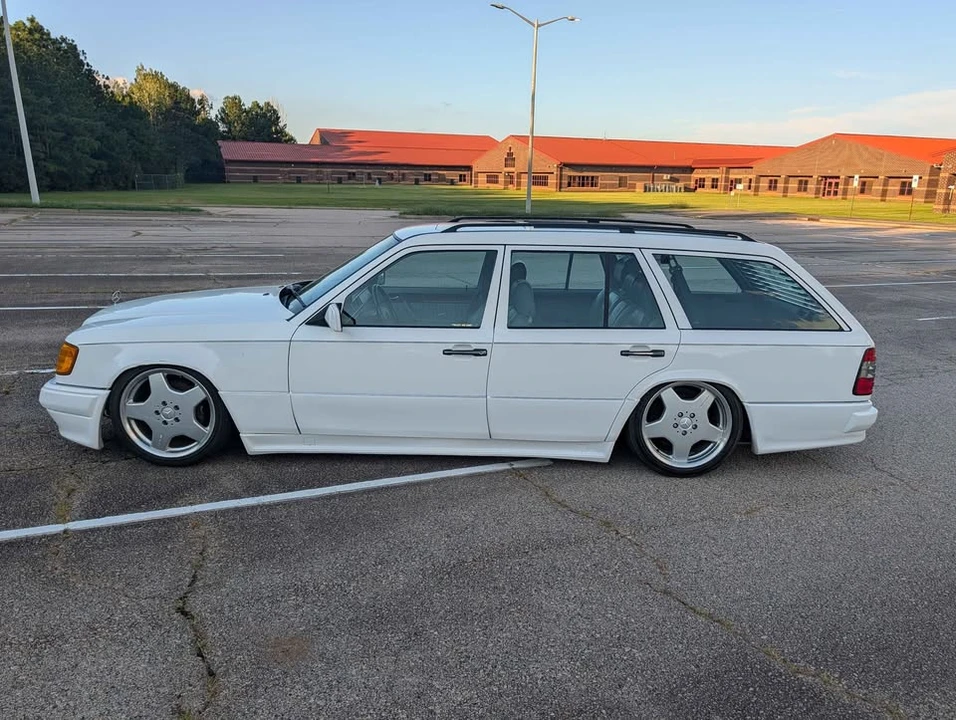 1994 Mercedes-Benz W124 E-Class - Image 3 of 20