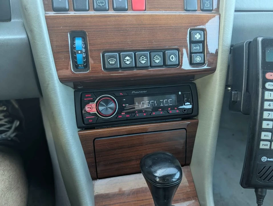 1994 Mercedes-Benz W124 E-Class - Image 19 of 20