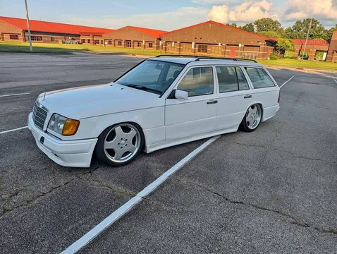 1994 Mercedes-Benz E-Class E 320 Wagon 4D
