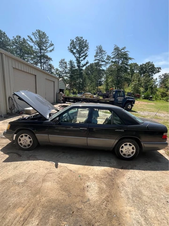 1994 Mercedes-Benz W124 E-Class - Image 2 of 8